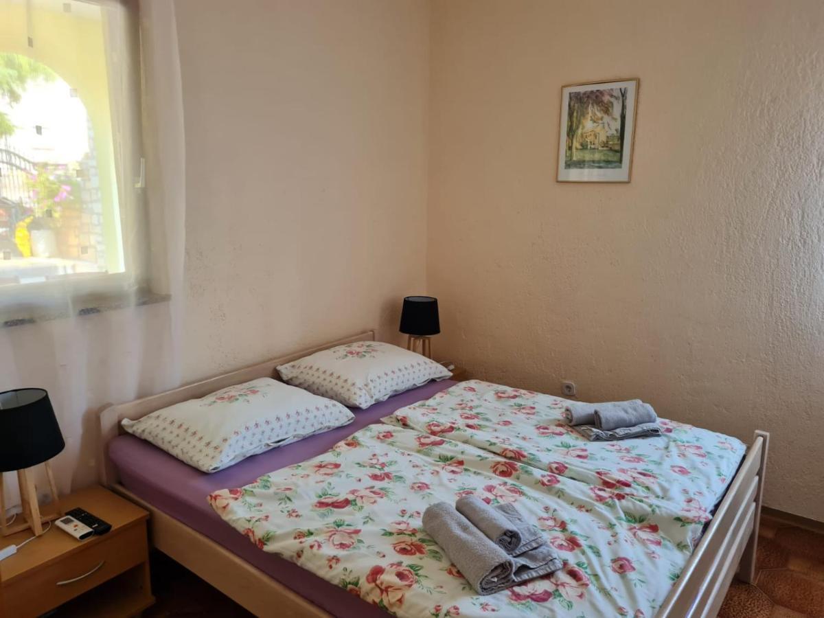 Apartments Ljubic Tar-Vabriga Esterno foto