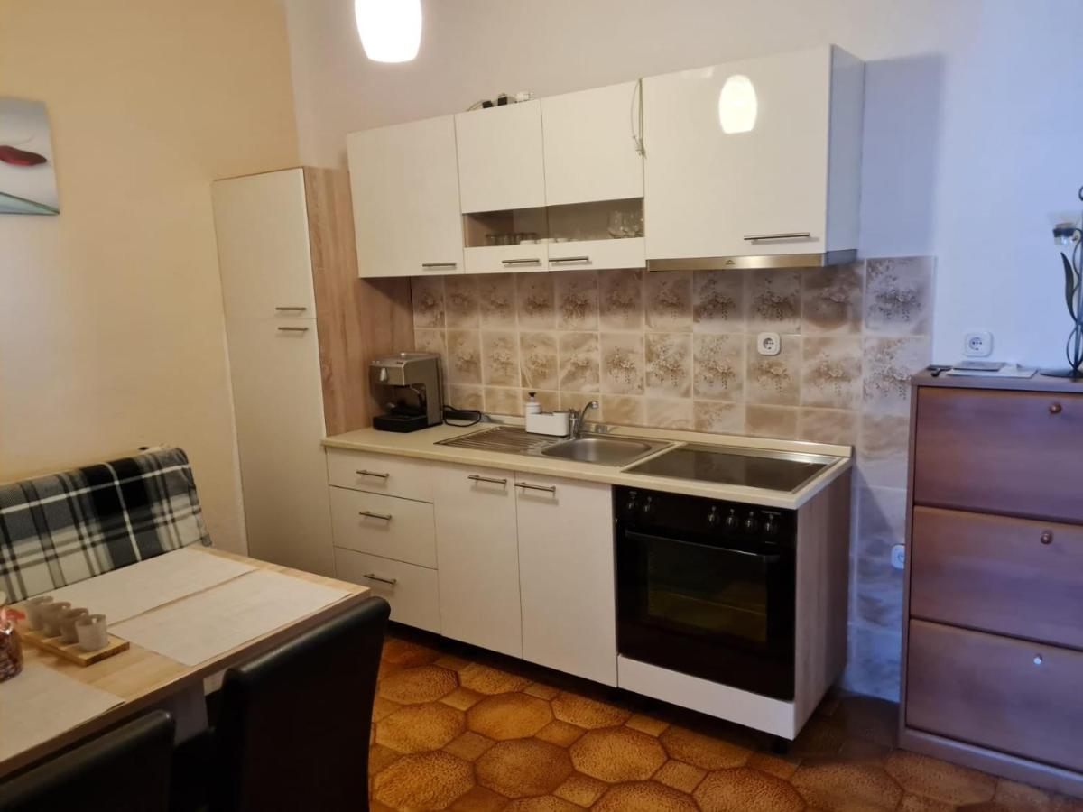 Apartments Ljubic Tar-Vabriga Esterno foto